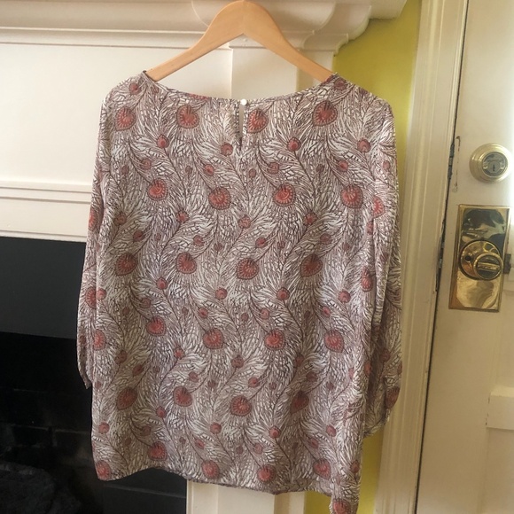LOFT Peacock Feather Pattern Blouse Pink Tan - Size Large - Picture 2 of 16